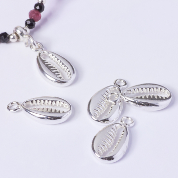 Srebrna zawieszka muszelka AG925 7mm