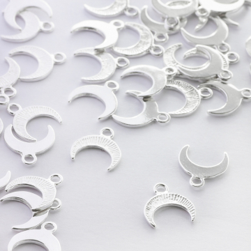 Zawieszka róg obfitości AG925 11,5mm