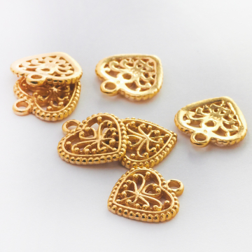 Srebrna zawieszka serce ozdobne pozłacane AG925 14mm