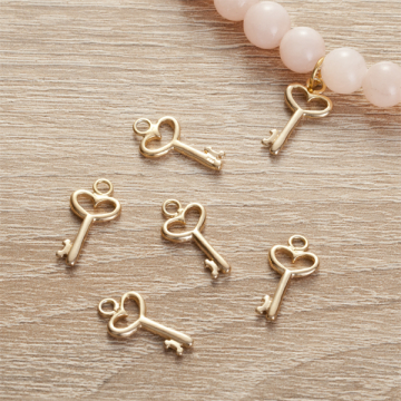 Srebrna zawieszka kluczyk AG925 pozłacana 18mm