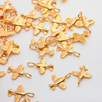 Srebrna zawieszka samolocik AG925 pozłacana 15,5mm