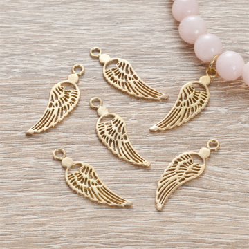 Srebrna zawieszka skrzydło anioła AG925 pozłacana 25x9mm