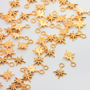 Srebrna zawieszka róża wiatrów AG925 pozłacana 13mm