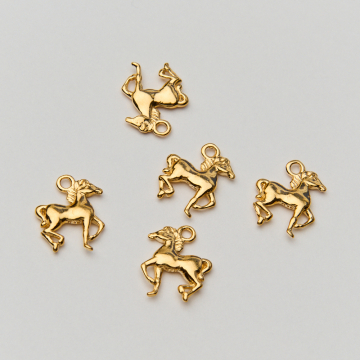 Srebrna zawieszka koń mustang AG925 pozłacana 14mm