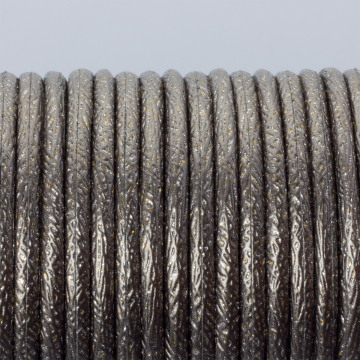 Rzemień klejony srebrny z drobinkami 3mm Rzemień klejony srebrny z drobinkami 3mm