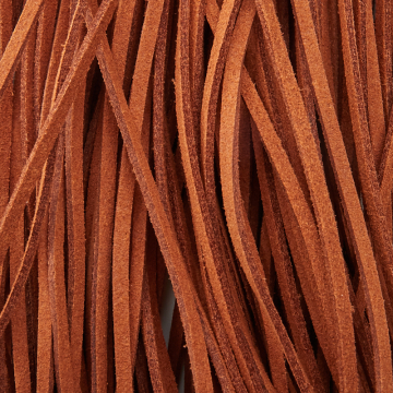 Rzemień zamszowy płaski brązowy 2,5x1mm Rzemień zamszowy płaski brązowy 2,5x1mm