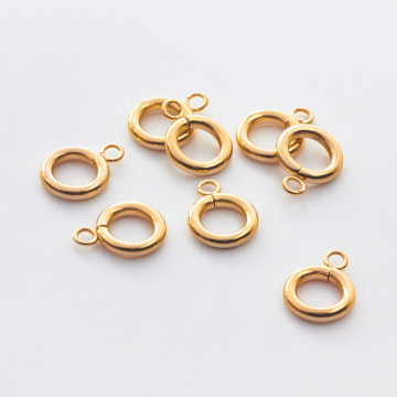 Element ze stali chirurgicznej ósemka w kolorze złotym 10mm