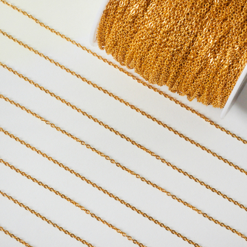 Łańcuszek owal ze stali chirurgicznej w kolorze złotym 2x1,7mm