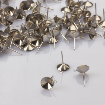 Sztyfty do rivoli z podwieszeniem w kolorze srebrnym 8mm