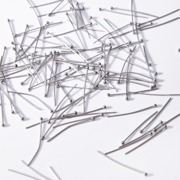 Szpilki z okrągłą główką ze stali chirurgicznej w kolorze srebrnym 30x0,7mm