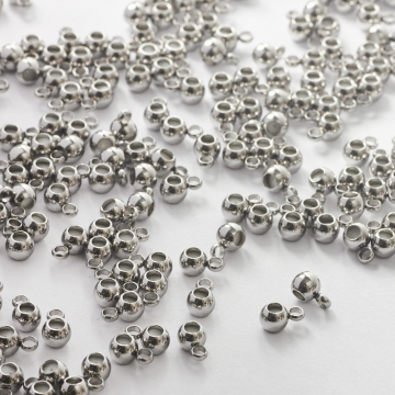 Stoper do bransoletek ze stali szlachetnej z oczkiem w kolorze srebrnym 4mm