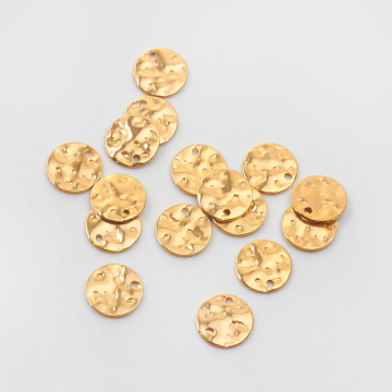 Zawieszka ze stali chirurgiczej kółko gniecione w kolorze złotym 12mm