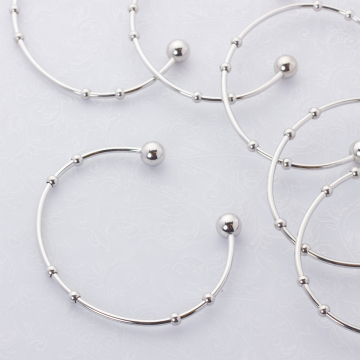 Baza bransoletki z kuleczkami ze stali chirurgicznej w kolorze srebrnym 16-20cm