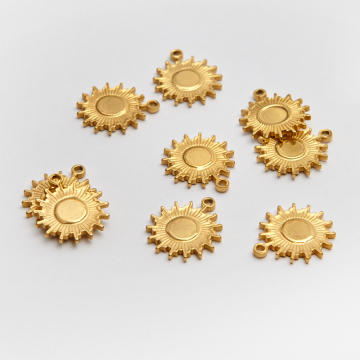 Zawieszka ze stali szlachetnej serwetka w kolorze złotym 16mm