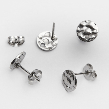 Baza kolczyka kółko gniecione ze stali chirurgicznej w kolorze srebrnym 8mm