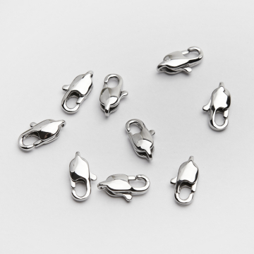 Karabińczyk ozdobny ze stali chirurgicznej w kolorze srebrnym 9mm