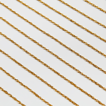 Łańcuszek owale skręcane ze stali chirurgicznej w kolorze złotym 2,2mm