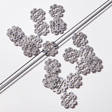 Zawieszka łącznik ze stali szlachetnej serwetka w kolorze srebrnym 16mm