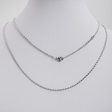 Łańcuszek ze stali chirurgicznej jajeczka w kolorze srebrnym 50cm