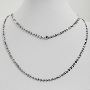 Łańcuszek ze stali chirurgicznej serca w kolorze srebrnym 53cm