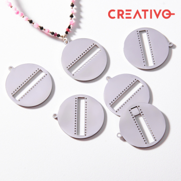 Baza do beadingu kółko z wyciętym prostokątem ze stali chirurgicznej w kolorze srebrnym 30mm