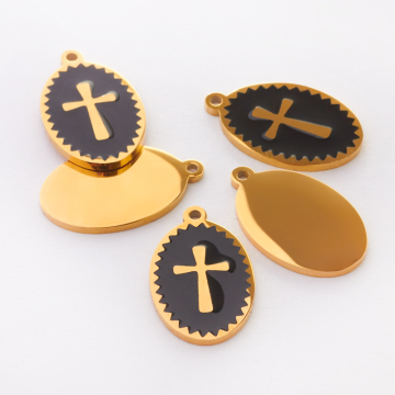 Zawieszka emaliowana owal ze stali chirurgicznej w kolorze złotym krzyż czarny 17,7mm