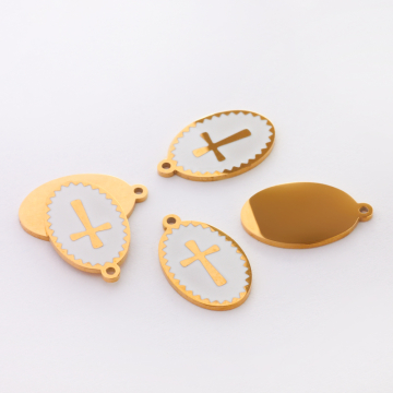 Zawieszka emaliowana owal ze stali chirurgicznej w kolorze złotym krzyż biały 17,7mm