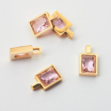 Zawieszka ze stali chirurgicznej prostokąt z cyrkonią rose w kolorze złotym 9,5x7,5mm