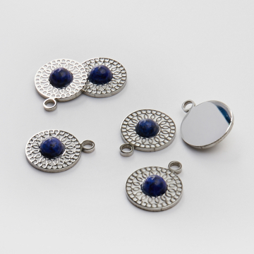 Zawieszka ze stali chirurgicznej kółko z lapis lazuli w kolorze srebrnym 19mm