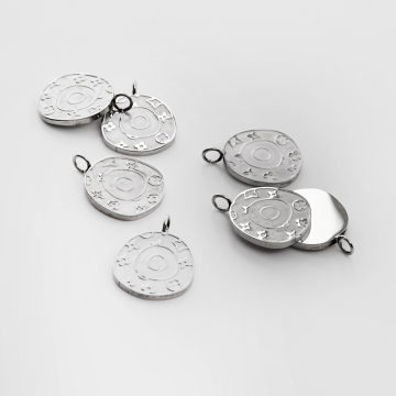 Zawieszka ze stali chirurgicznej grawerowana ozdobna w kształcie owalu w kolorze srebrnym 18,5mm