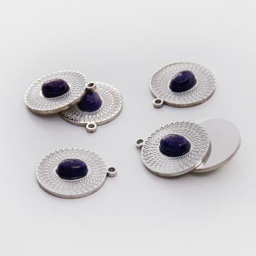 Zawieszka ze stali chirurgicznej kółko nacinane z lapis lazuli w kolorze srebrnym 21mm