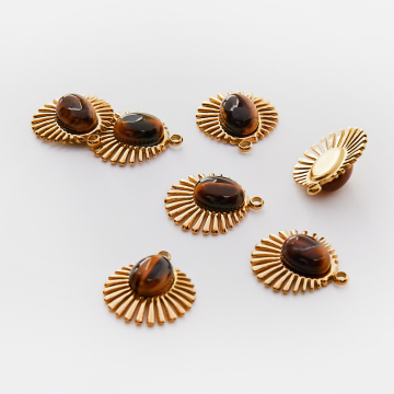 Zawieszka ze stali chirurgicznej wachlarz z tygrysim okiem w kolorze złotym 15,5mm PVD