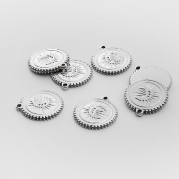 Zawieszka ze stali chirurgicznej rogiem obfitości w kolorze srebrnym 19,5mm