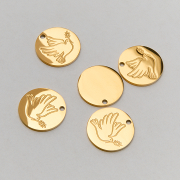 Zawieszka ze stali chirurgicznej kółko z grawerem gołąb pokoju w kolorze złotym 15mm PVD