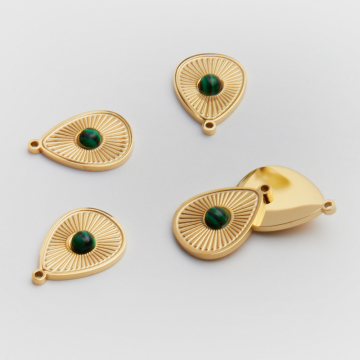 Zawieszka ze stali chirurgicznej łezka z malachitem w kolorze złotym 18mm PVD