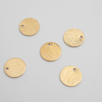 Zawieszka ze stali chirurgicznej kółko chropowate w kolorze złotym 12mm PVD