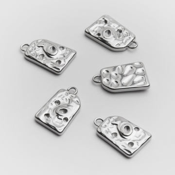 Zawieszka ze stali chirurgicznej prostokąt nieregularny w kolorze srebrnym 17mm