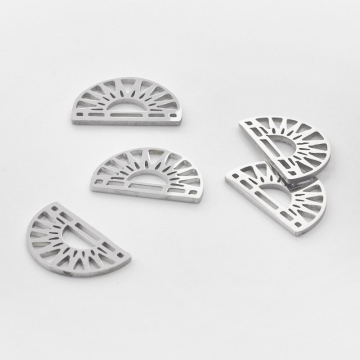 Zawieszka ze stali szlachetnej półkole w kolorze srebrnym 10,5mm