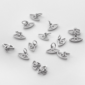 Zawieszka ze stali chirurgicznej oko proroka w kolorze srebrnym 5,5mm