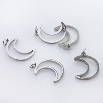 Zawieszka ze stali chirurgicznej księżyc wycięty kolor w kolorze srebrnym 17,5mm