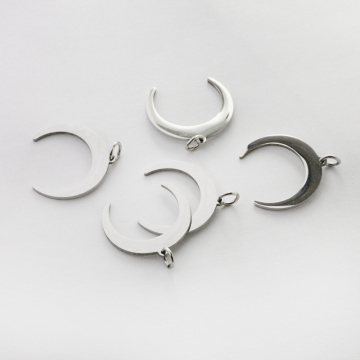 Zawieszka ze stali chirurgicznej róg obfitości gładki w kolorze srebrnym 20,5mm