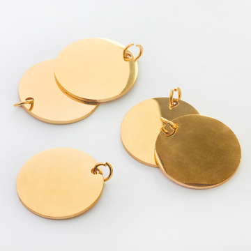 Zawieszka ze stali chirurgicznej kółko gładkie w kolorze złotym 20mm