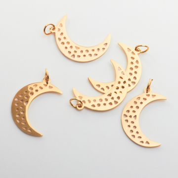 Zawieszka ze stali szlachetnej księżyc ażurowy w kolorze złotym 22mm