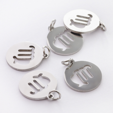 Zawieszka ze stali szlachetnej znak zodiaku Panna w kolorze srebrnym 15mm