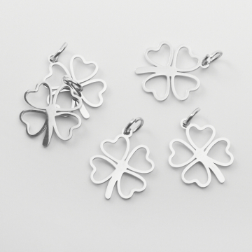 Zawieszka ze stali szlachetnej koniczynka w kolorze srebrnym 21mm