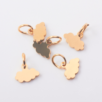 Zawieszka ze stali szlachetnej chmurka w kolorze złotym 5mm