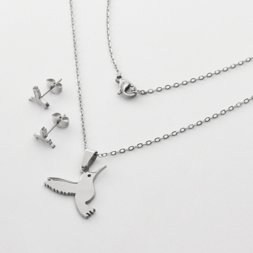 Komplet biżuterii ze stali chirurgicznej z kolczykami koliber w kolorze srebrnym 45cm