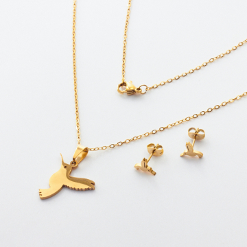 Komplet biżuterii ze stali chirurgicznej z kolczykami koliber w kolorze złotym 45cm