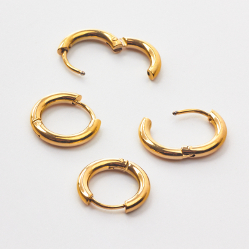 Kolczyki koła ze stali chirurgicznej w kolorze złotym 15,5mm