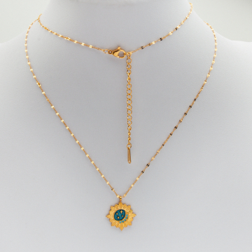 Łańcuszek ze stali chirugicznej z emaliowaną zawieszką w kolorze złotym 48cm